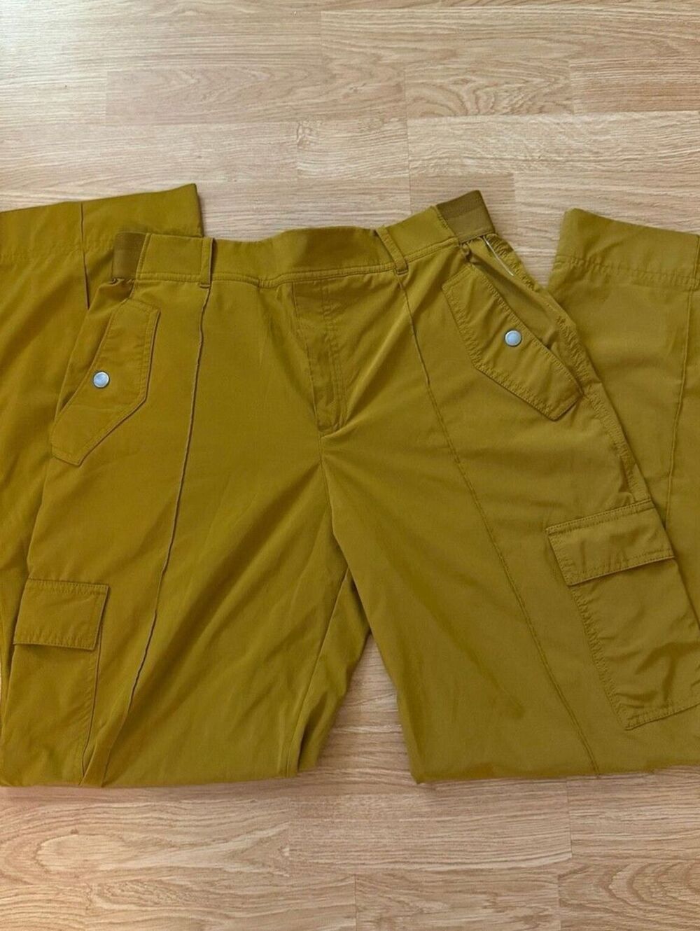 Athleta Vienna Wide Leg Cargo Pants Olive Green Size 12